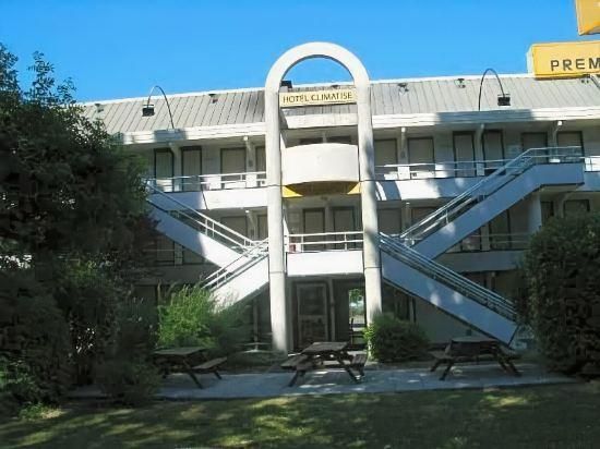 Gebäude