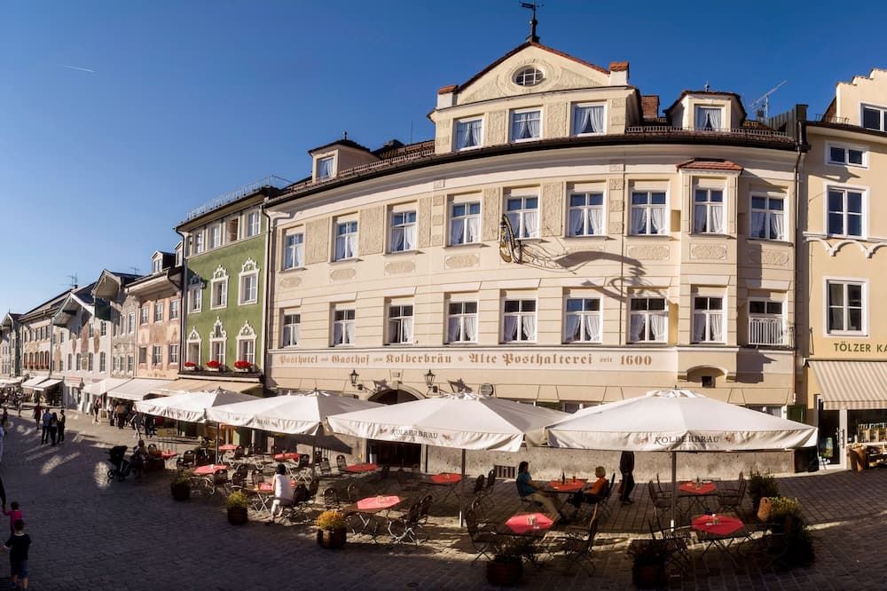 Gebäude