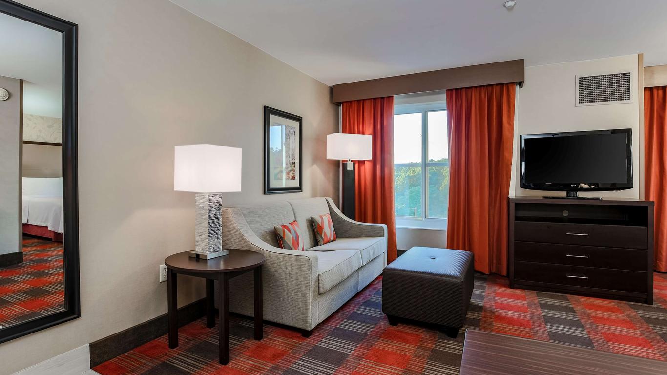 Homewood Suites by Hilton Long Island-Melville