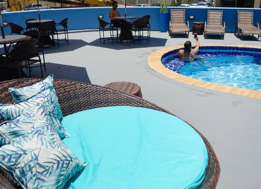 Pool Foto