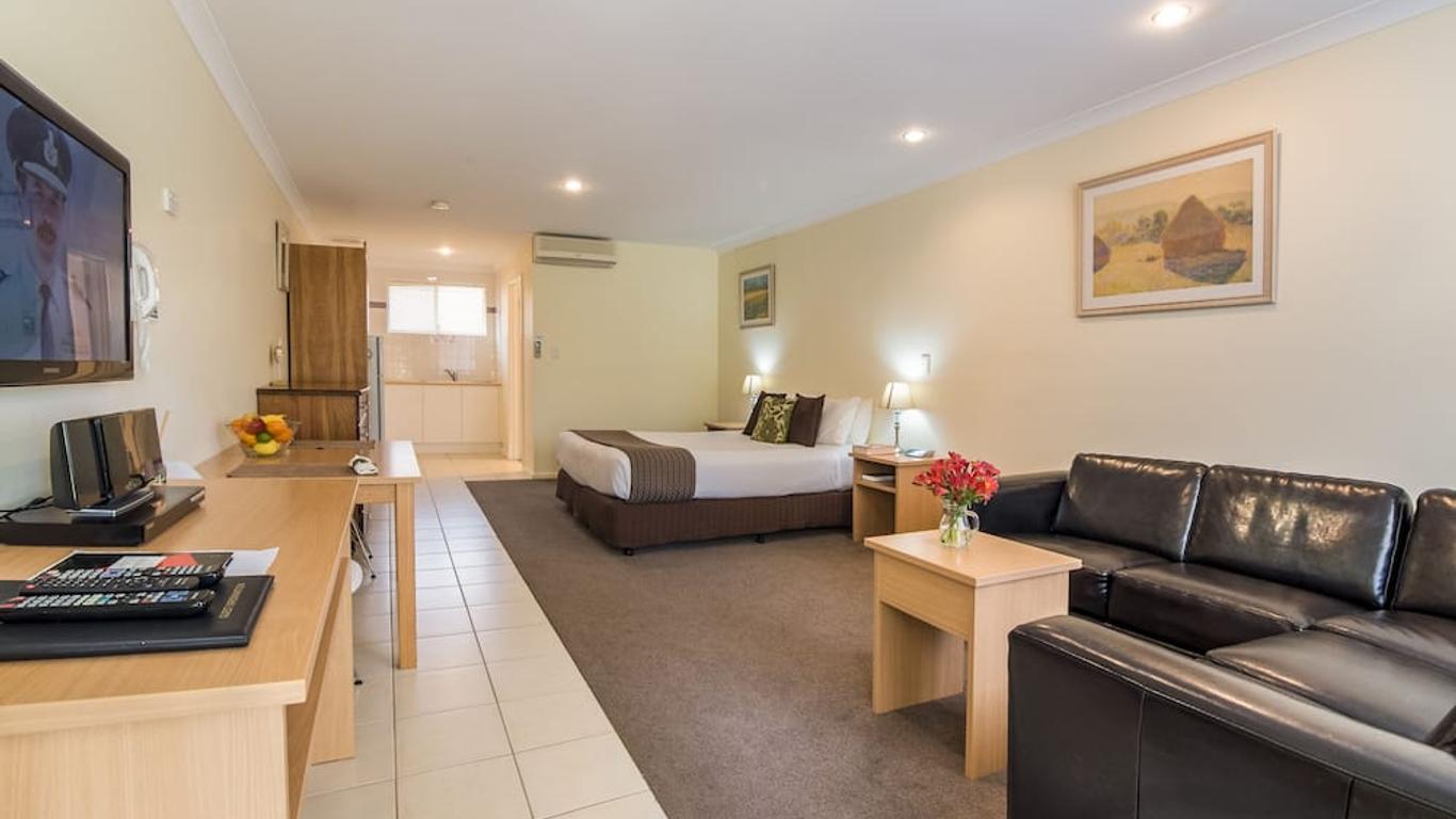 Emu Point Motel & Apartments