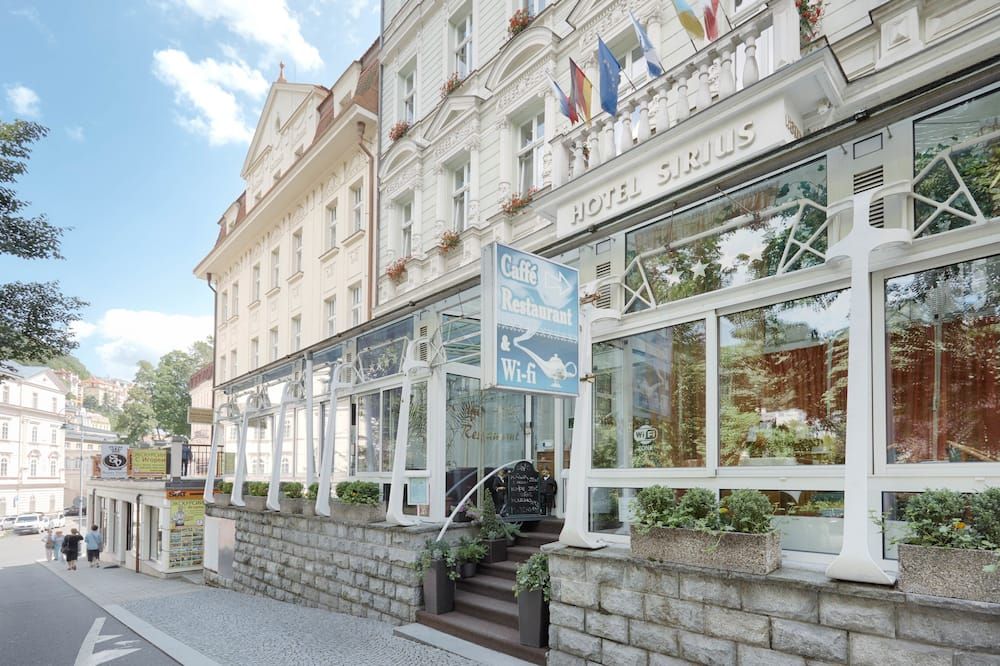 Gebäude