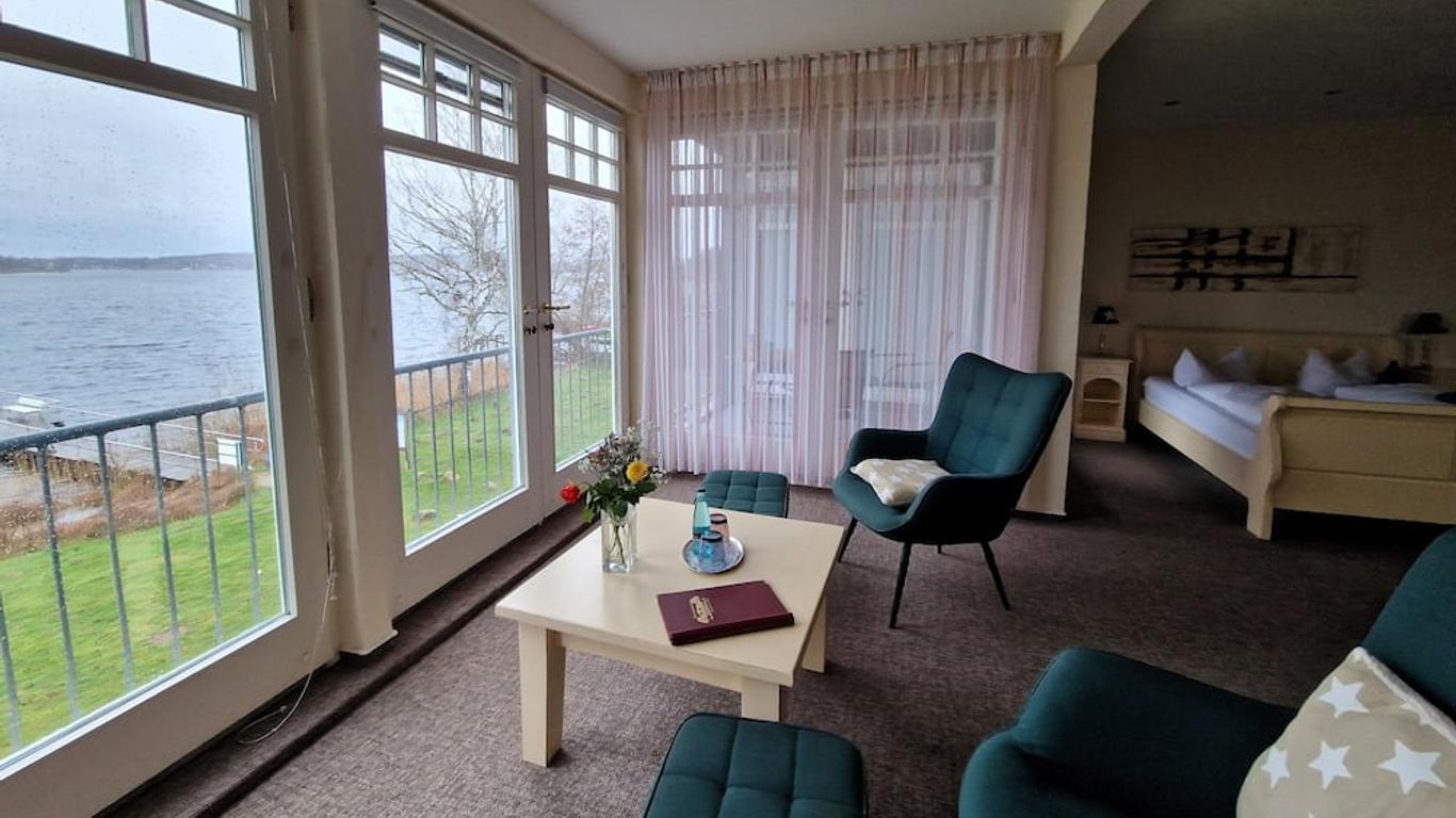 Hotel Fährhaus Niederkleveez