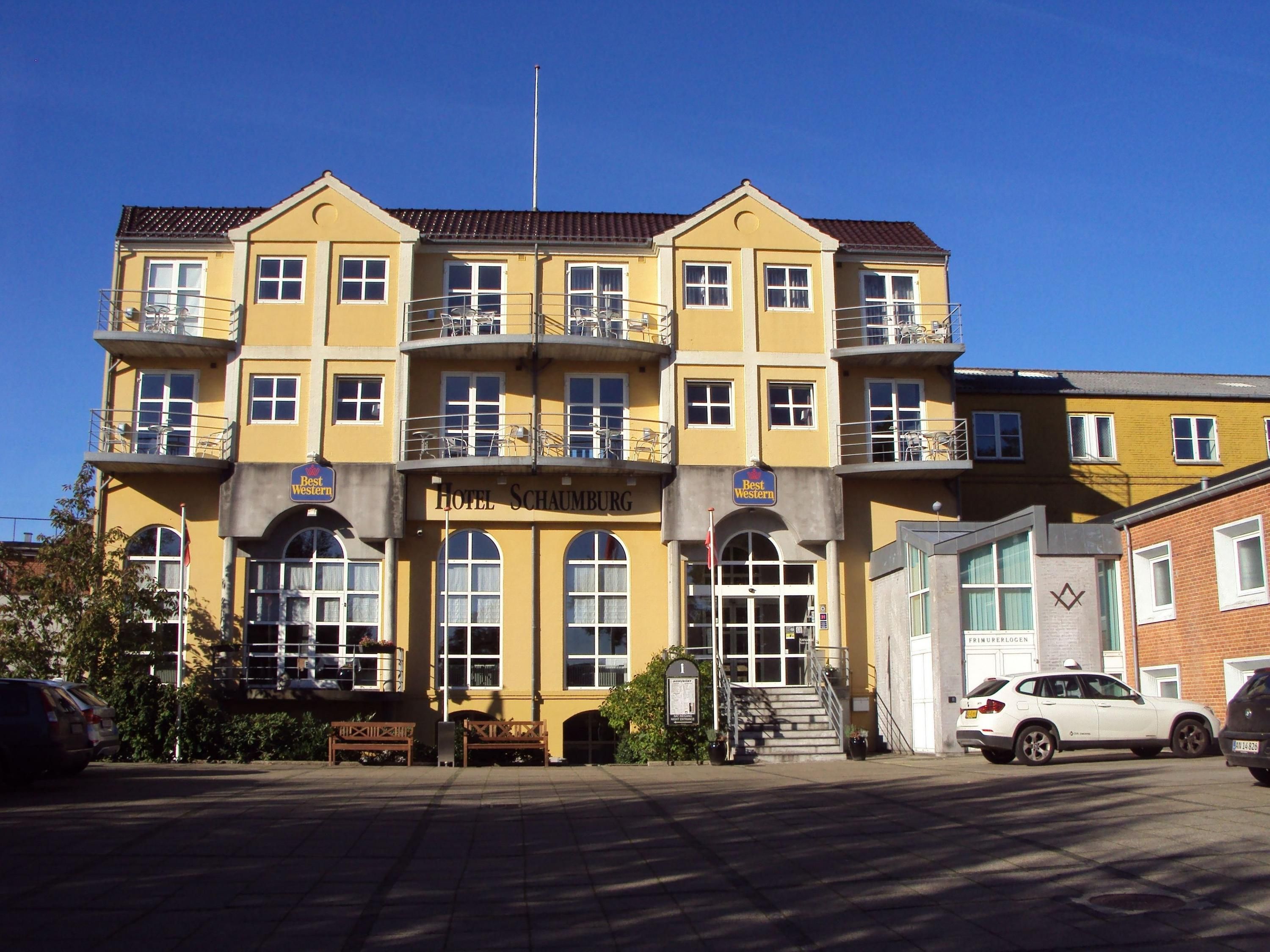 Gebäude