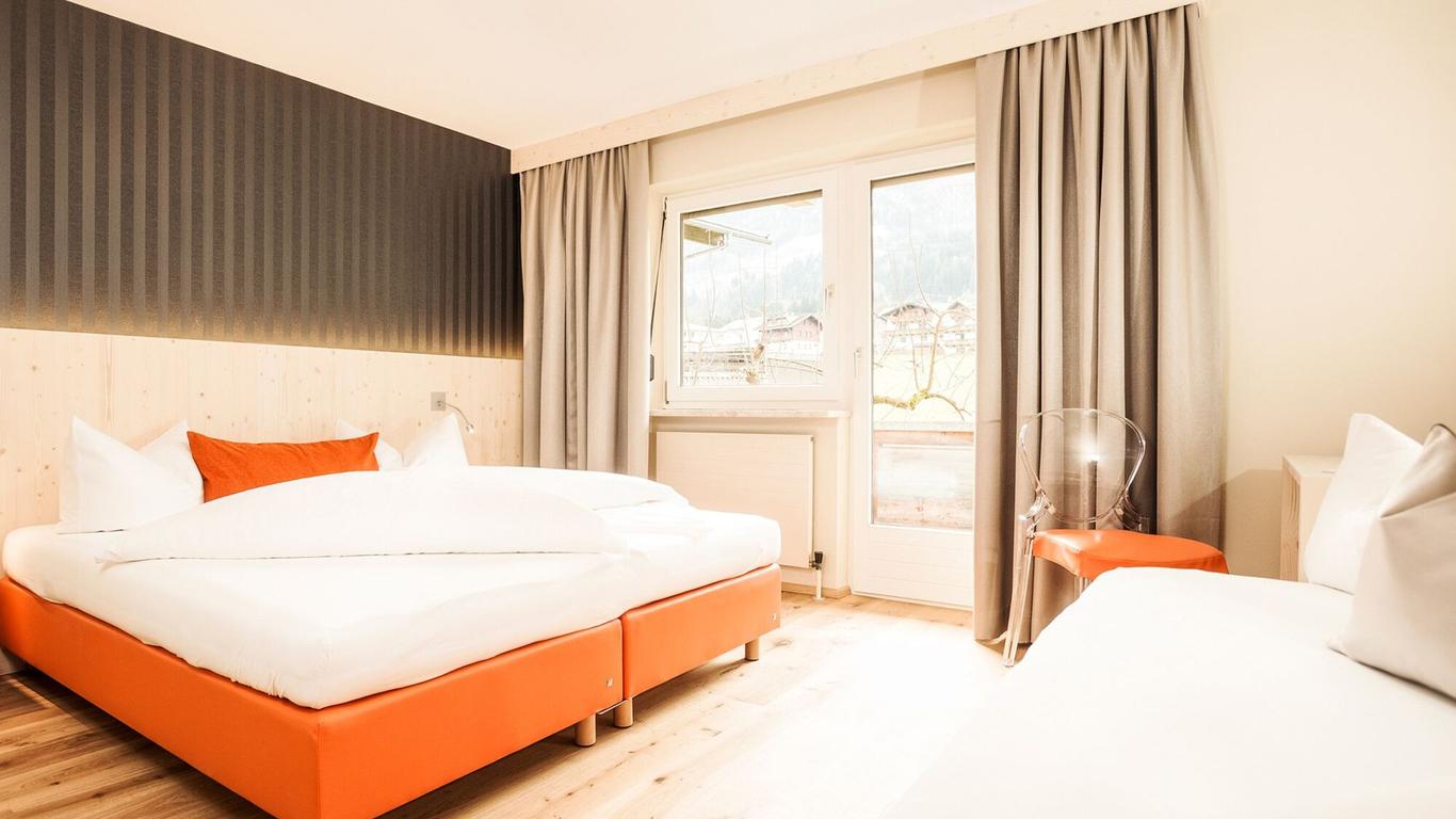 Mari Pop Hotel