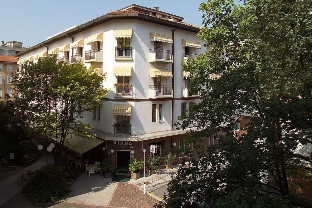 Gebäude