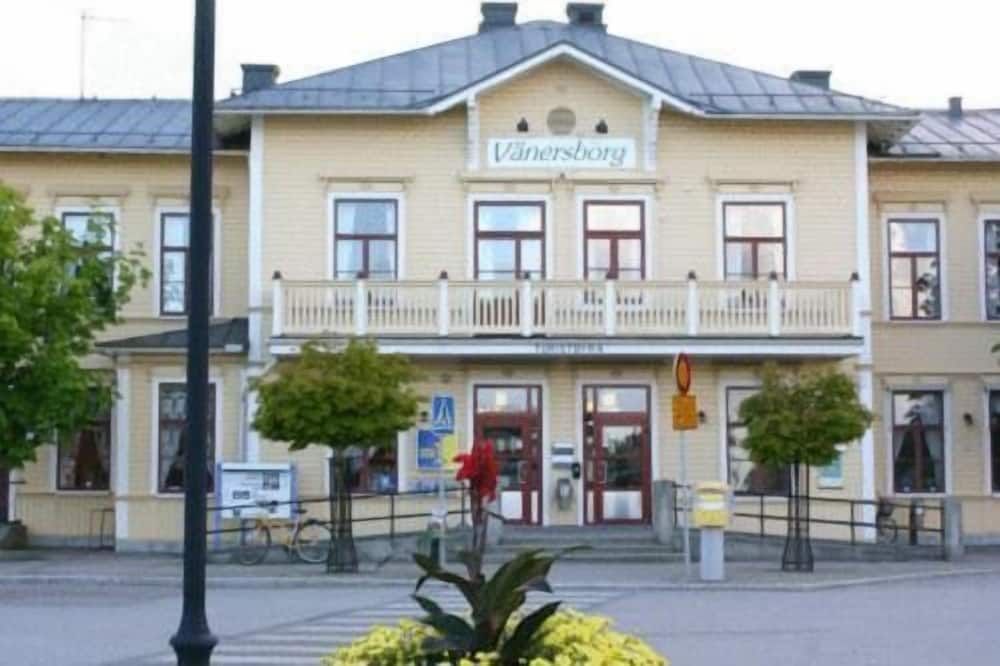 Gebäude