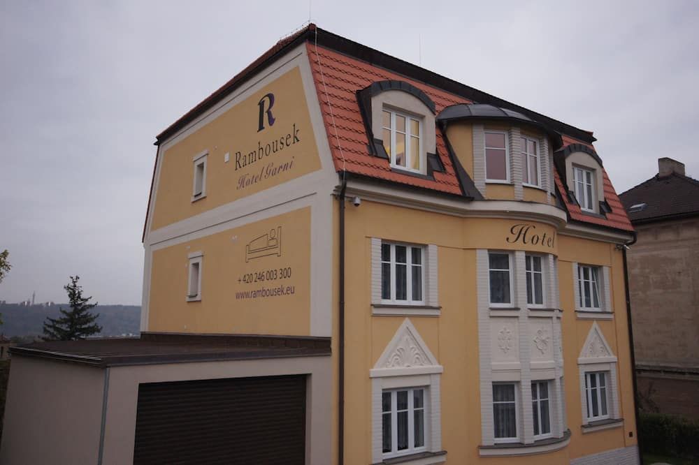Gebäude