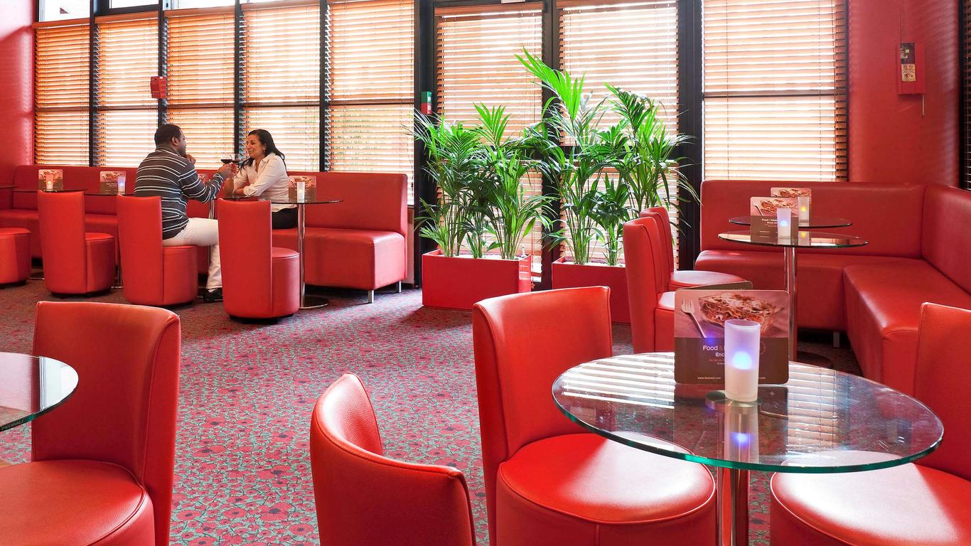 ibis Paris Pantin Eglise
