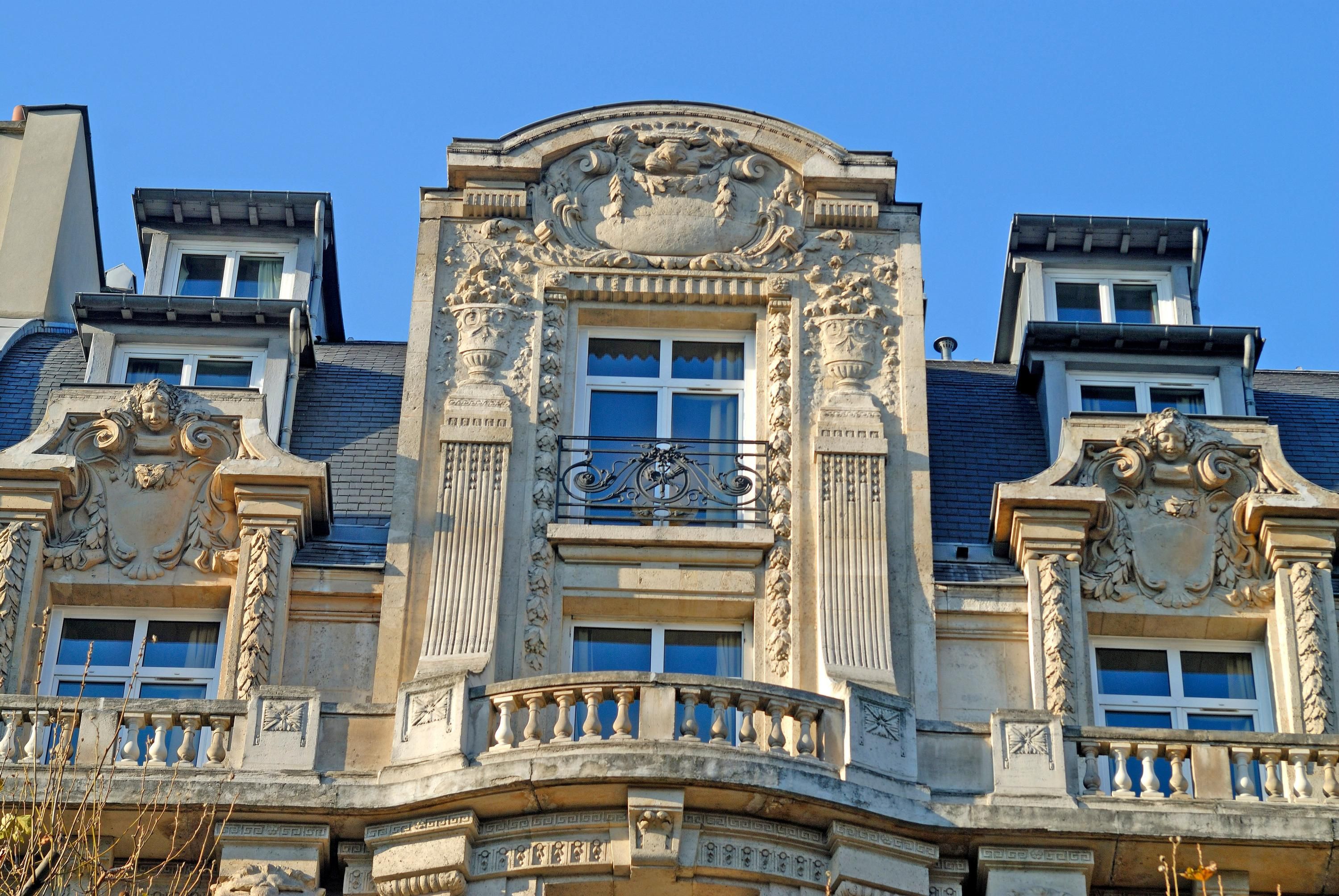 Gebäude