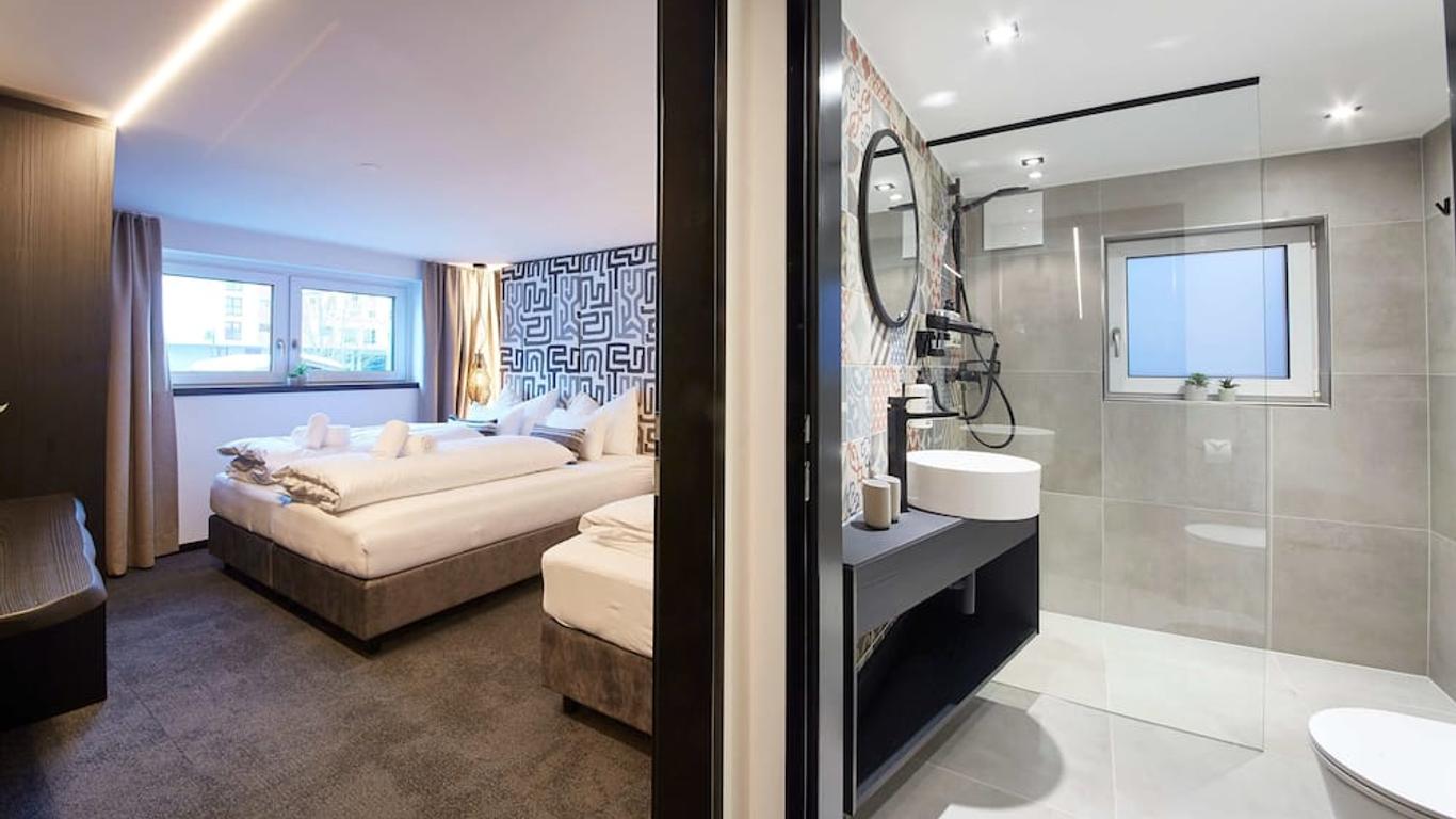 The Poolhouse Boutique Lodge