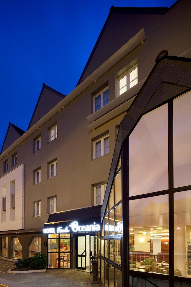 Gebäude