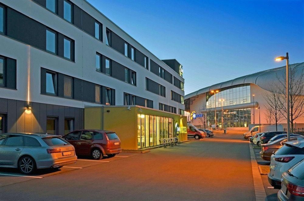 Gebäude