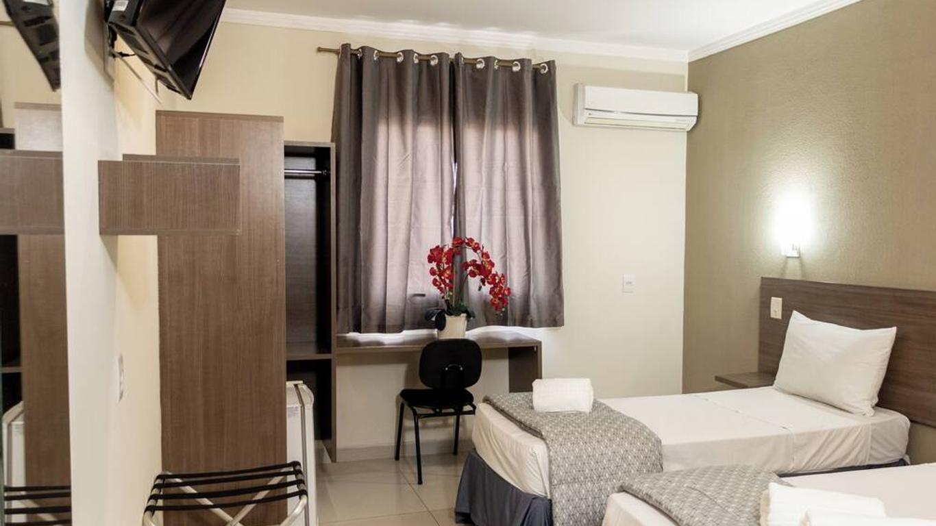 Astor Hotel