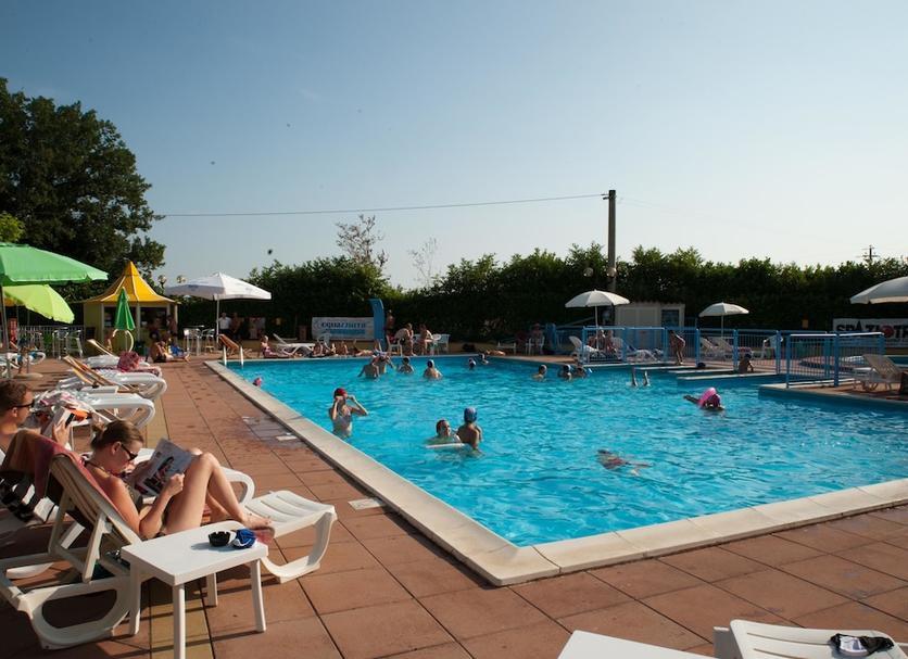 Pool Foto