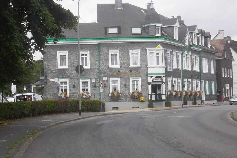 Gebäude