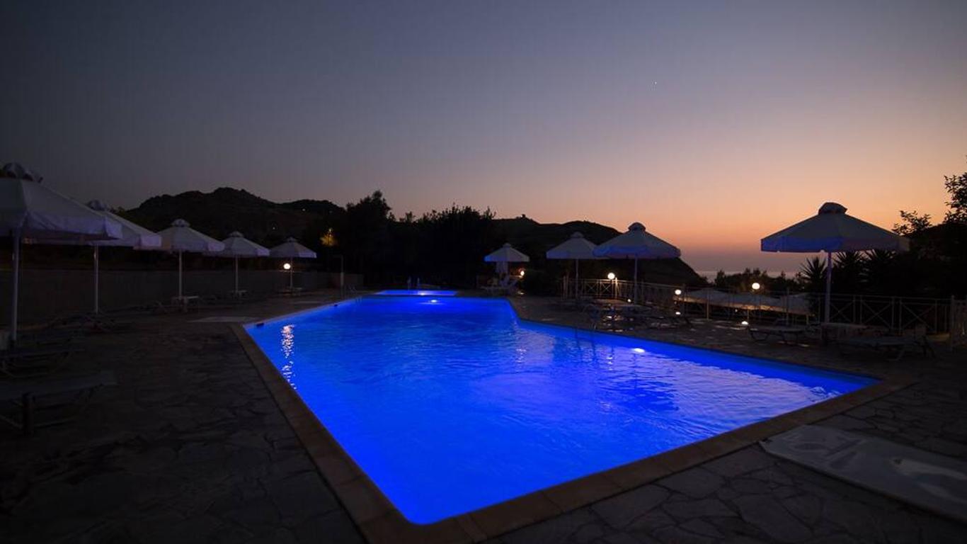 Akti Hotel