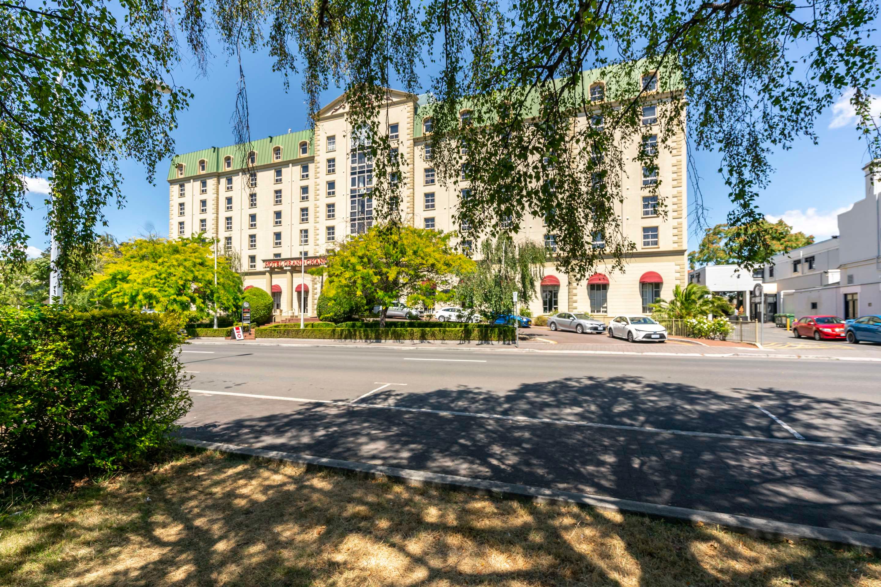 Gebäude