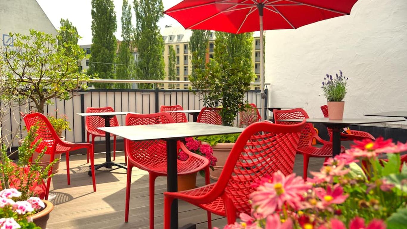 Lizz Hotel Munich