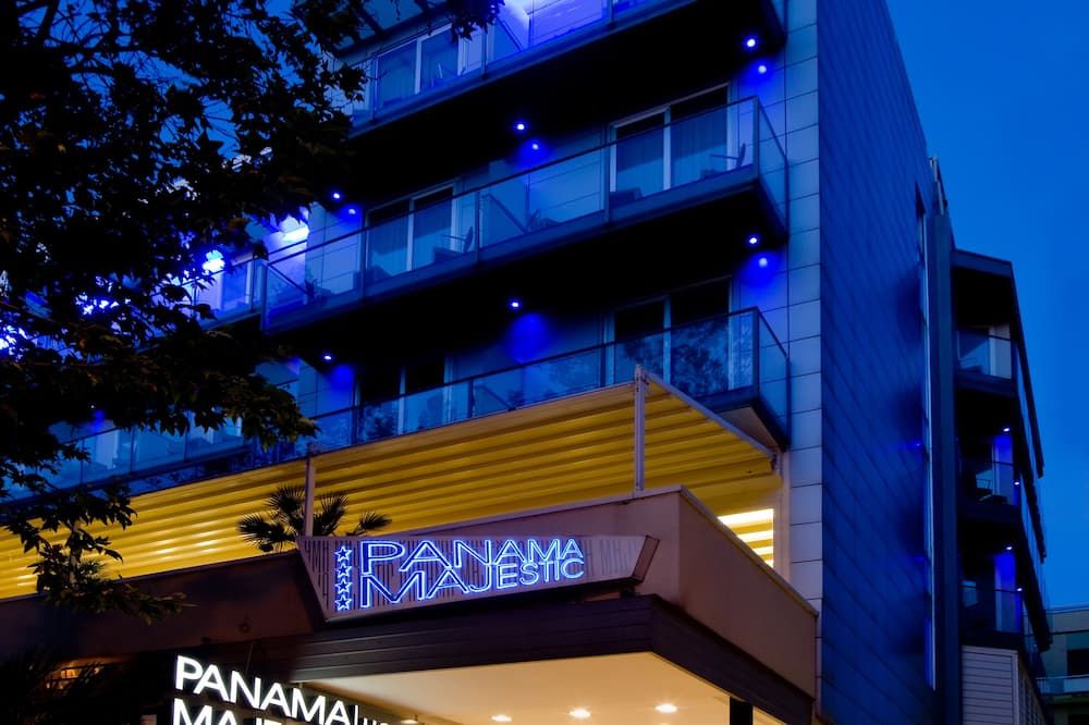 Gebäude