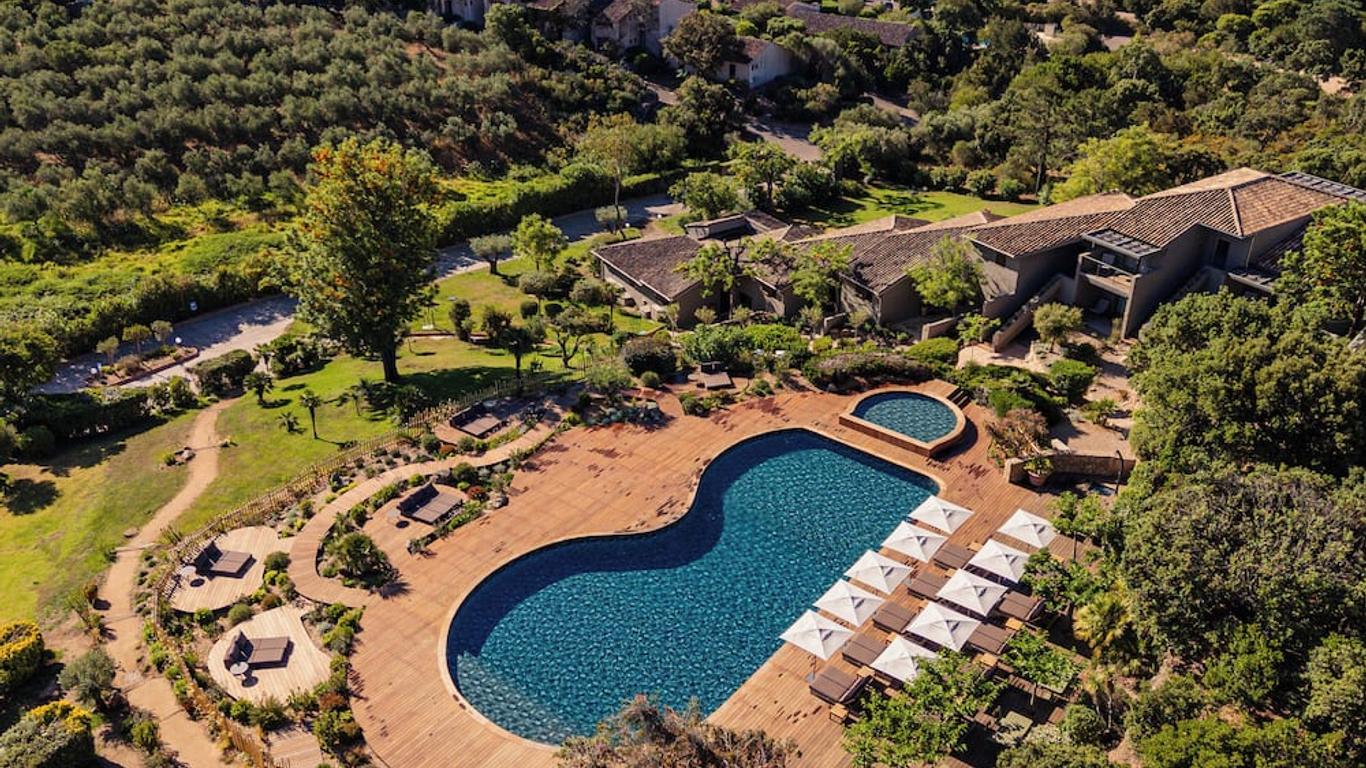 Domaine Santa Giulia Palace