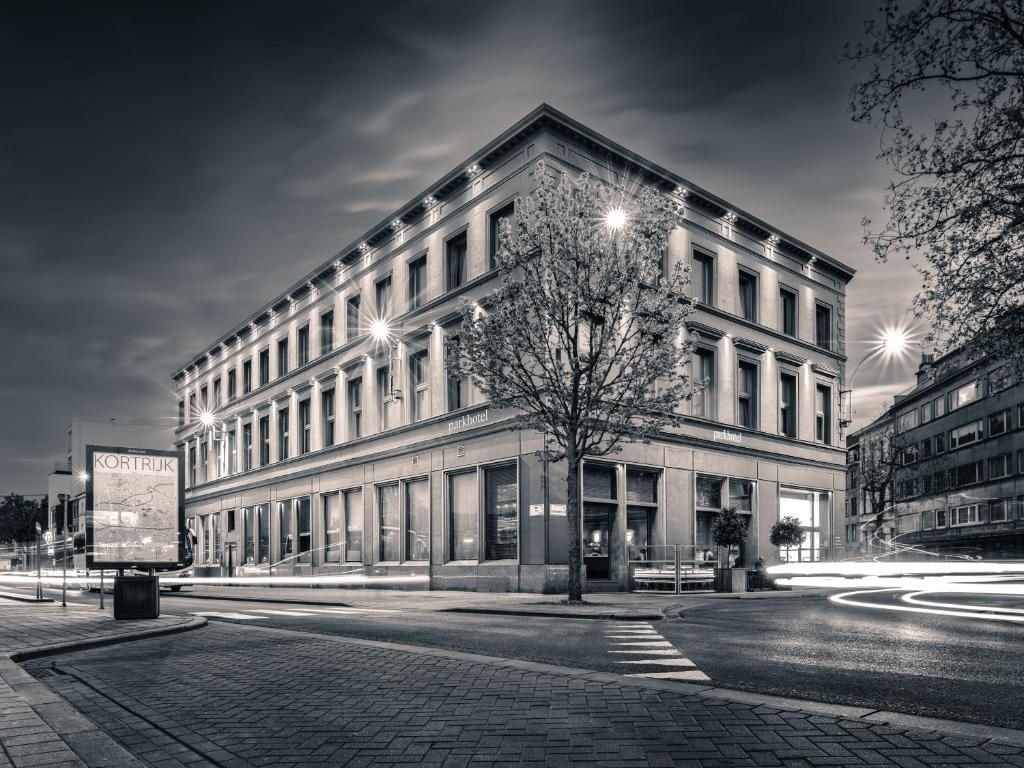 Gebäude