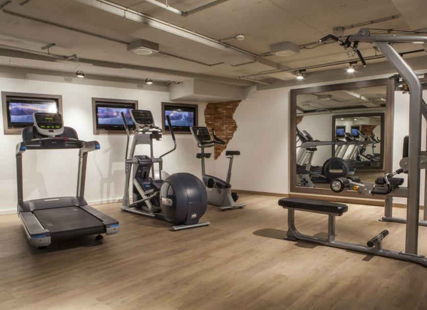 Fitnessbereich Foto