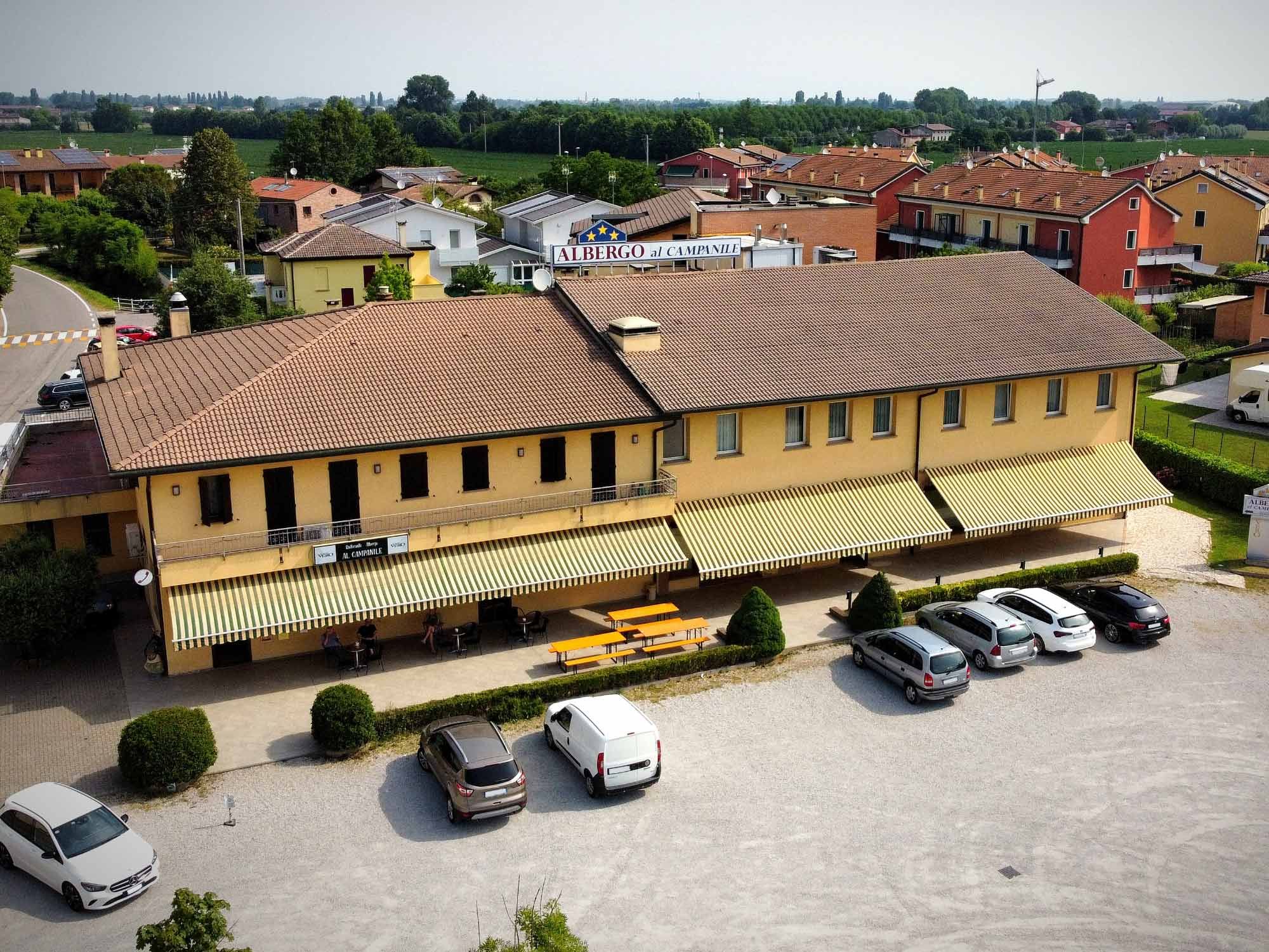 Gebäude