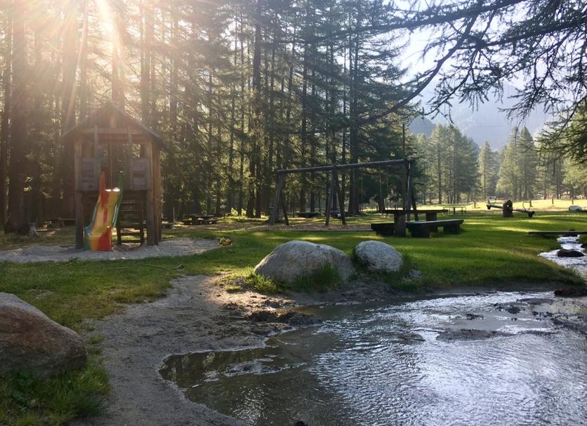 Außenansicht Foto