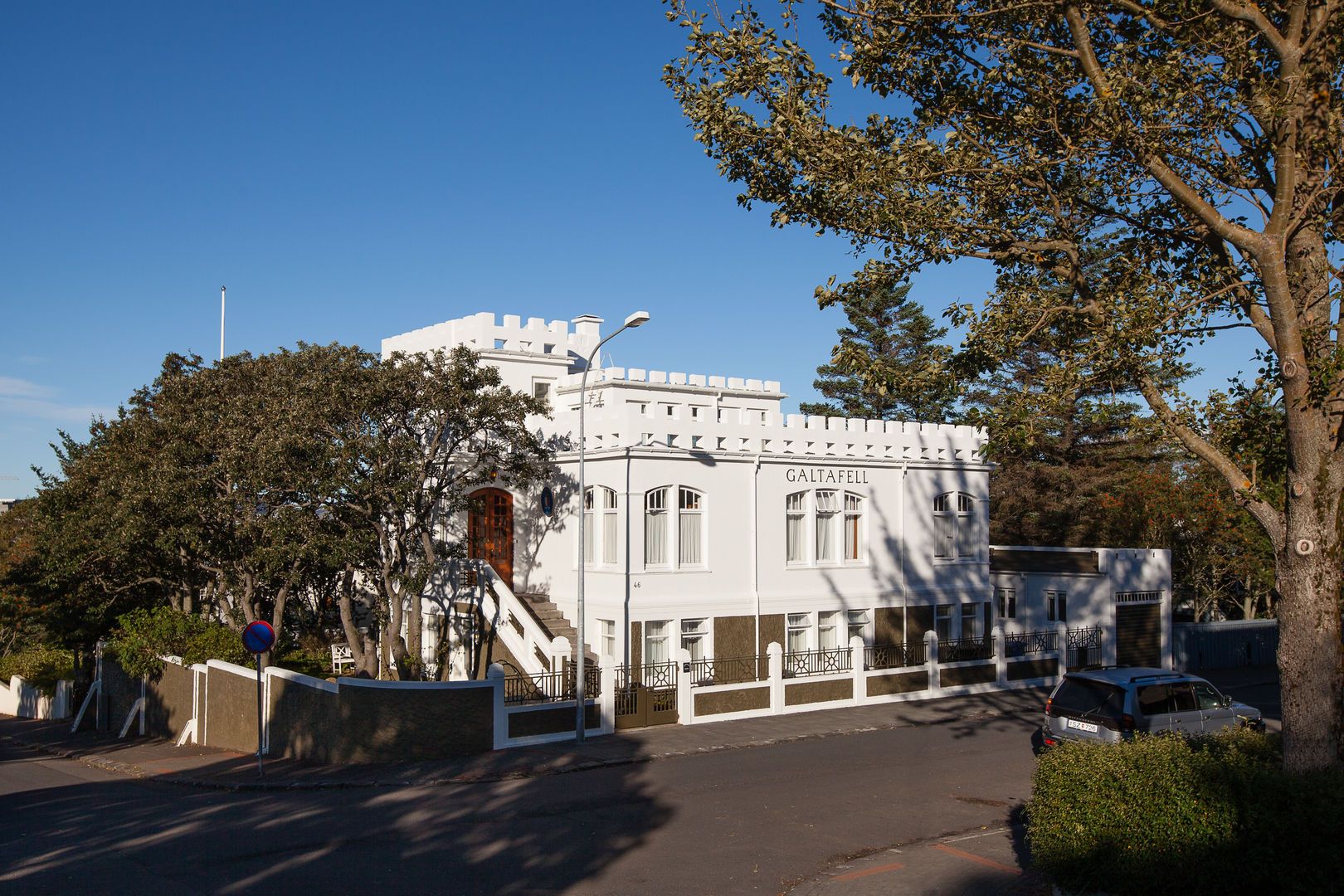 Gebäude